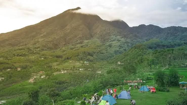Wisatawan Kecewa dengan Biaya Masuk yang Melonjak di Gunung Bunder, Bogor