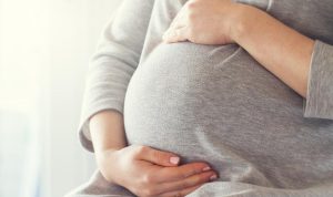 Apakah Wanita Bisa Hamil Tanpa Hubungan Badan? Ini Penjelasannya