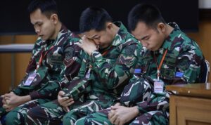 Tiga prajurit TNI AL terdakwa kasus pembunuhan bos rental mobil dan penadahan mobil