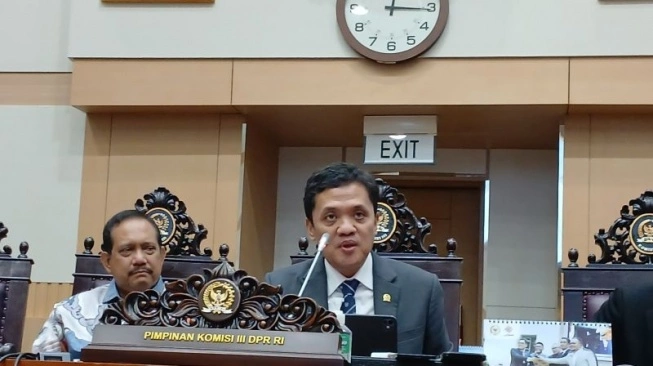 Ketua Komisi III DPR RI Habiburokhman saat konferensi pers usai rapat dengar pendapat umum (RDPU) Komisi III DPR RI