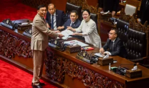 DPR resmi mengesahkan UU TNI dalam Rapat Paripurna ke-15 di Senayan