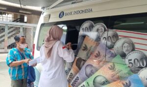 Penukaran uang baru 2025 di kas keliling Bank Indonesia