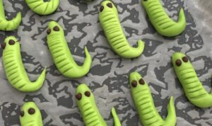 Kue Lebaran Gagal Setelah Dipanggang