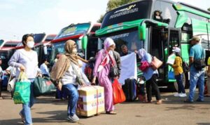 Viral Emak-emak Ketinggalan Bus Saat ke Toilet, Diduga Tidak Beritahu Kru kalau Turun