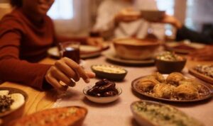 Cek Jadwal Buka Puasa Kota Medan Hari Ini, Senin 10 Maret 2025