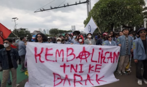Demo Mahasiswa BEM SI Jabar Tolak UU TNI, Wartawan Jadi Korban Pemukulan