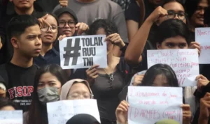 Gelombang Demo Tolak RUU TNI Meluas, Mahasiswa di Berbagai Kota Turun ke Jalan