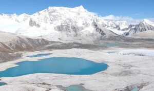 Gunung-Gunung Terlarang di Dunia, Ini Alasan Tak Boleh Didaki!
