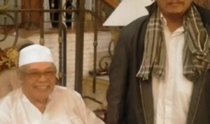 Ket foto : Tuan M Yoserizal Saragih dan Sultan Padang Deli Tebing Tinggi Sultan T Nurdin Shah (Saragih)