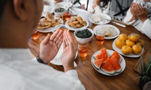 Ilustrasi berbuka puasa