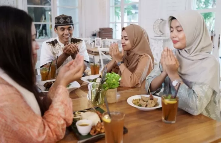 Jadwal Buka Puasa Ramadhan Kota Medan, 27 Maret 2025
