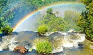 Keindahan Alam! Inilah Destinasi dengan Pelangi Hampir Setiap Hari