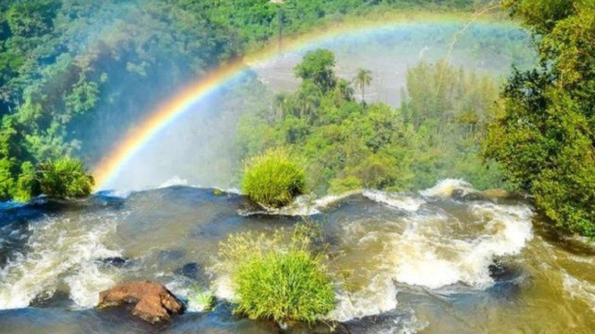 Keindahan Alam! Inilah Destinasi dengan Pelangi Hampir Setiap Hari