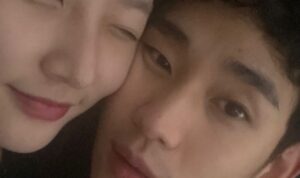 Kim Soo Hyun Alami Tekanan Psikologis Usai Rumor Pacaran dengan Kim Sae Ron