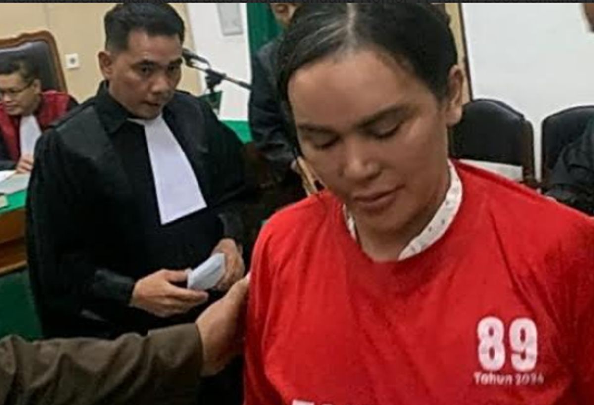 Selebgram Ratu Entok Divonis 34 Bulan Penjara atas Kasus Penistaan Agama
