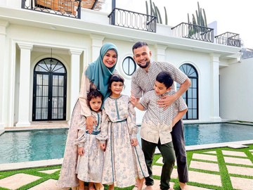 Teuku Wisnu Bangga! Adam dan Hawa Semangat Puasa Ramadan