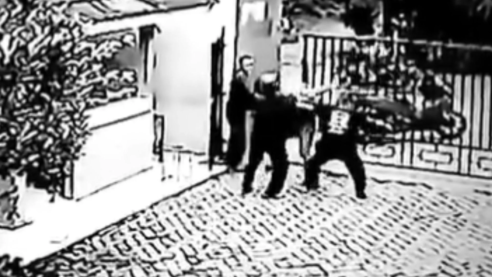 Tolak Beri THR, Dua Satpam SMK Negeri 9 Dianiaya Anggota LSM