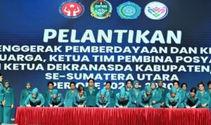 Suasana pelantikan 32 Ketua TP PKK, Posyandu dan Dekranasda Kabupaten dan Kota se-Sumut di Aula Raja Inal Kantor Gubernur Sumut, Kamis (13/3-25). Foto : BP/Ist