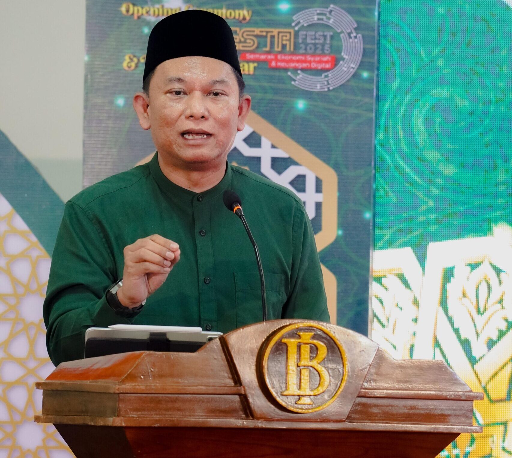 Kepala Bank Indonesia Perwakilan Sumut memberikan kata sambutan.(Istimewa)