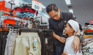 Jelang Lebaran, Wali Kota Belanja Pakaian Lebaran dengan 400 Anak Yatim Dhuafa