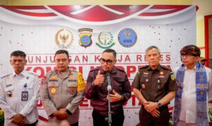 Wakil Ketua Komisi 3 DPR Ahmad Sahroni saat di Mapolda Sumut.(Istimewa)