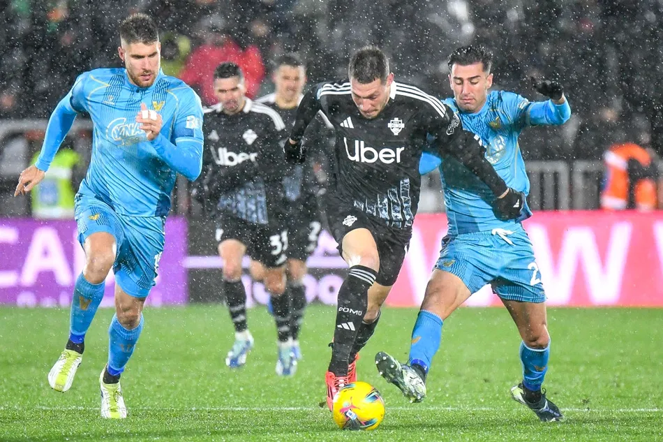 Prediksi Skor Como vs Venezia, Liga Italia Musim 2025, 08 Maret 2025