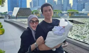 Anak Syahrini Pakai Kaus Kaki Rp4,8 Juta, Netizen: Segini Buat Hidup Sebulan!