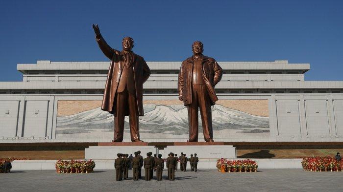 Mau Liburan ke Korea Utara? Simak Aturan Wajibnya!