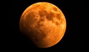 Deretan Fenomena Astronomi Maret 2025: Gerhana Bulan Total hingga Gerhana Matahari Sebagian