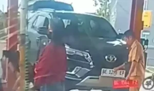PNS Ketahuan Ganti Pelat Mobil Dinas, Netizen: Boleh Buat Mudik?