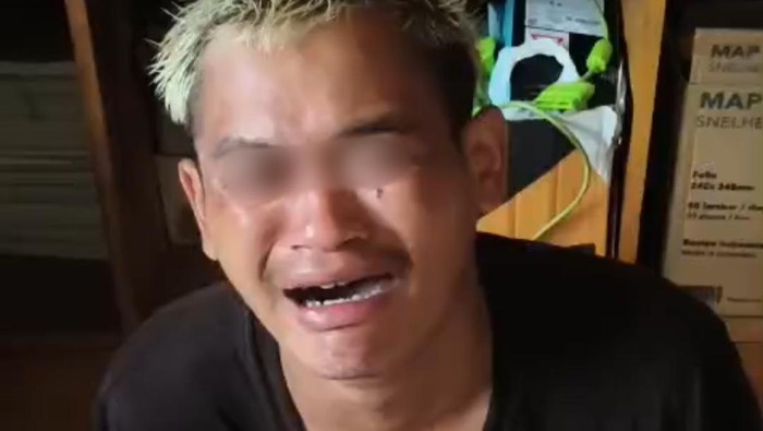 Momen preman Garut menangis di kantor polisi (detik.com)