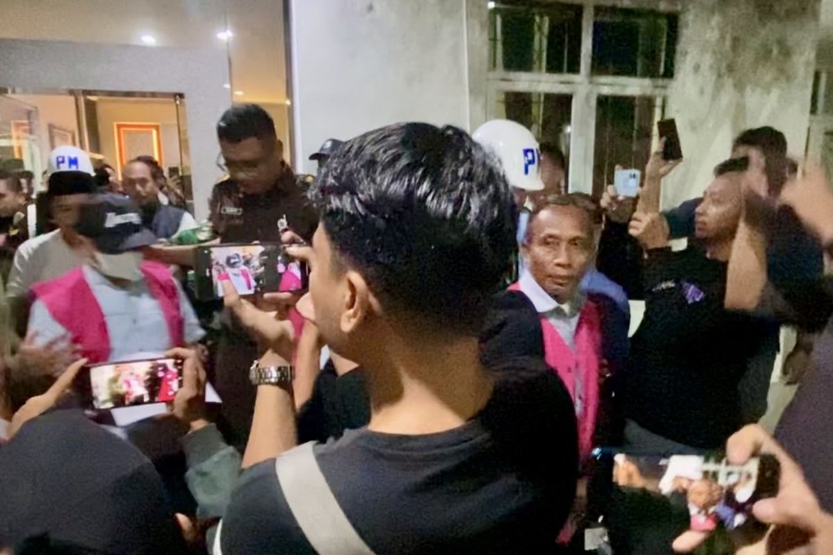 Mantan Bupati Lampung Timur, Dawam Rahardjo (kompas.com)
