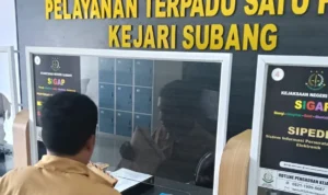 Pengaduan dugaan tindak pidana korupsi ke Kejari Subang (Viva.co.id)