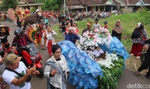 kucing di Banyuwangi ulang tahun (detik.com)