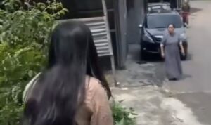 Warga di Semarang Cekcok Gegara Mobil Parkir di Pinggir Jalan