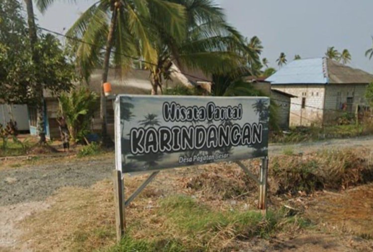 wisata Pantai Karindangan di Kabupaten Tanah Laut Kalimatan Selatan (lambeturah.co.id)