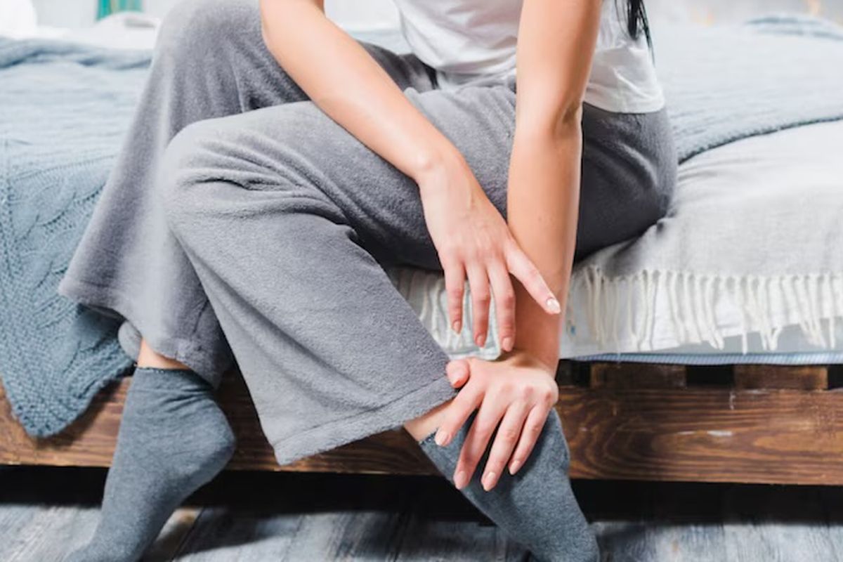 kesemutan pada kaki(freepik)