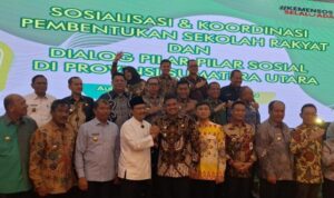 Bupati Tapanuli Utara, Dr. Jonius Taripar Parsaoran Hutabarat, S.Si, M.Si (JTP Hutabarat) kliktodaynews.com)