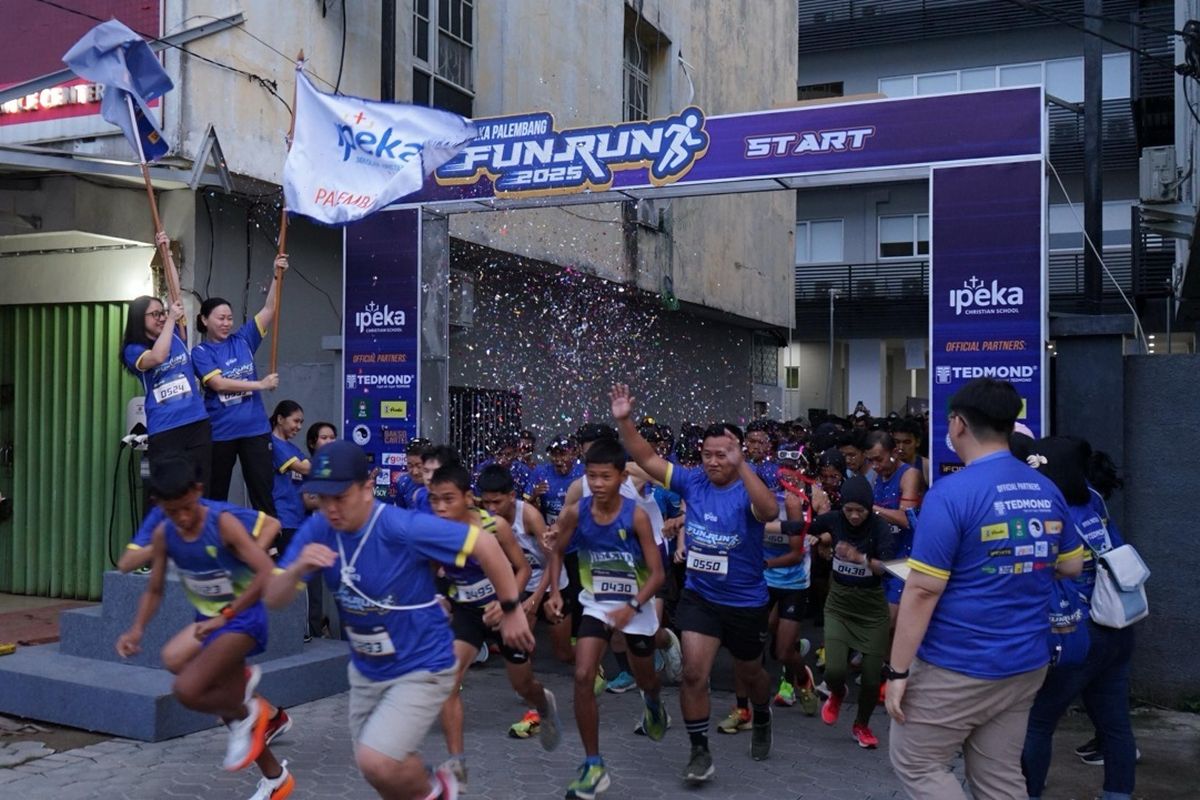 Sekolah Kristen Ipeka Palembang menggelar Ipeka Palembang Fun Run 2025 (kompas.com)