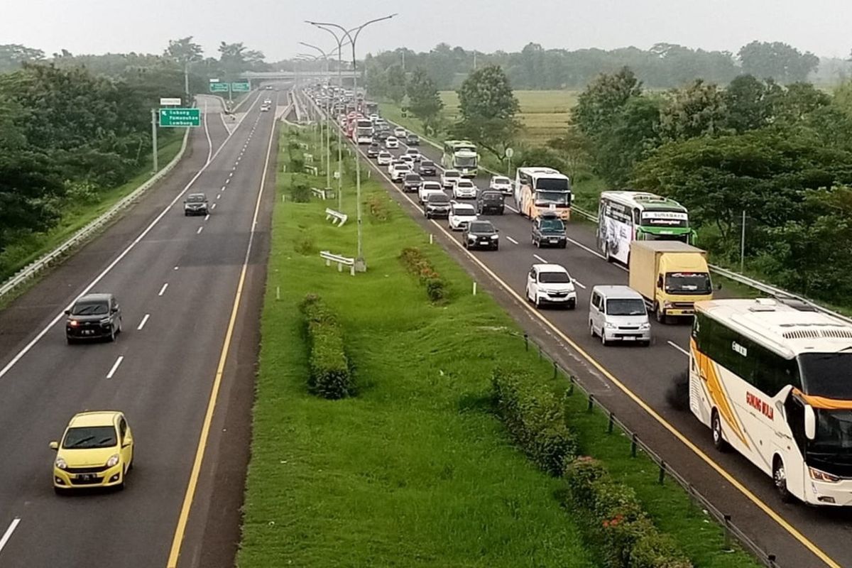 Antisipasi Kemacetan, Polri Terapkan One Way di Arus Balik Lebaran 2025