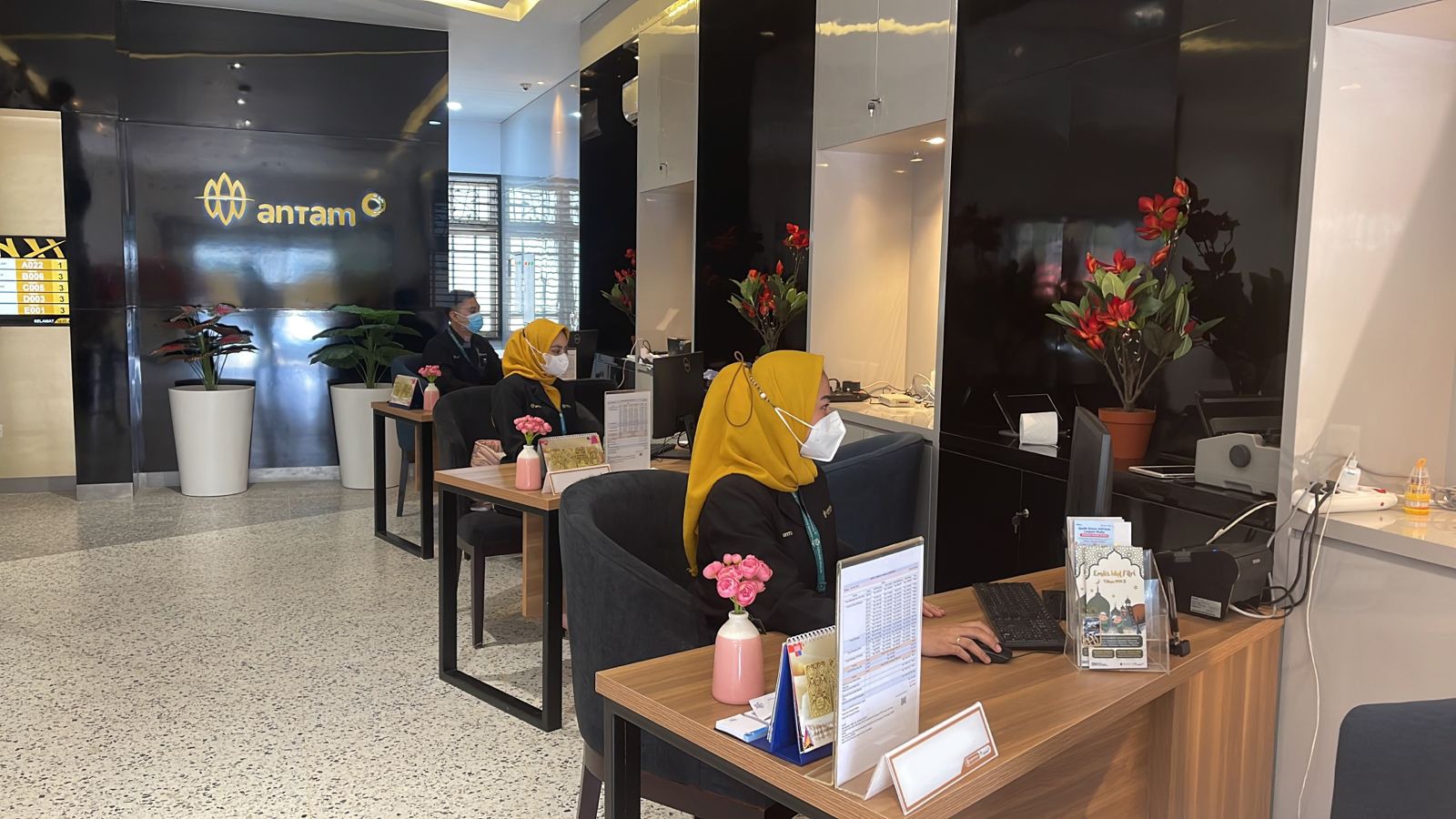 Harga Emas Antam Hari Ini Naik Rp23.000, Harga Buyback Ikut Menguat