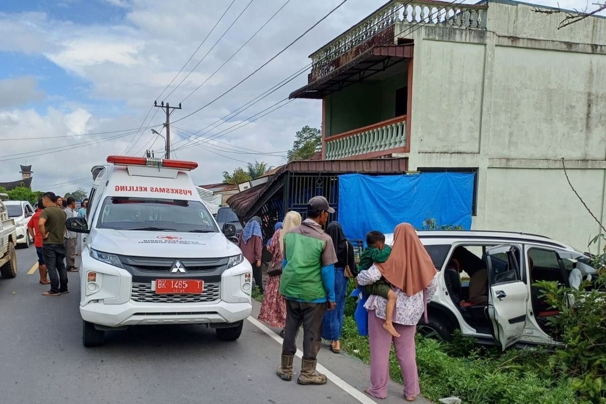 Kecelakaan Lalu Lintas di Simalungun, Toyota Rush Tabrak Rumah dan Bocah Hingga Tewas