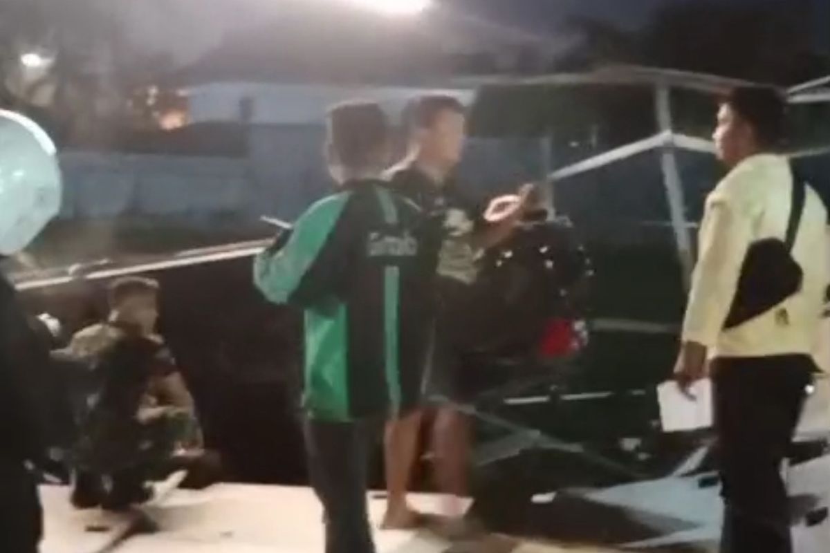 Mobil Terbalik di Medan Dekat Rumah Dinas Wali Kota, Sopir Luka Ringan