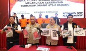 Pengeroyokan oleh Debt Collector di Polsek Bukit Raya, 4 Tersangka Ditangkap dan Kapolsek Dicopot