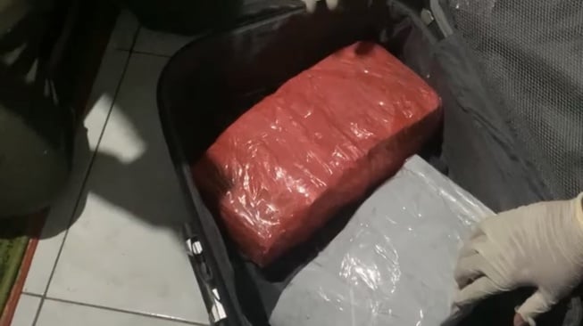 Uang Suap Hakim Ali Muhtarom Capai Rp5,5 Miliar, Kejagung Temukan di Bawah Tempat Tidur