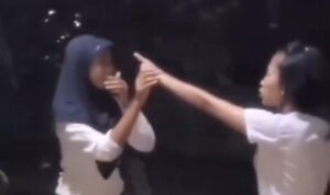 Viral! Remaja Jadi Korban Perundungan, Dipaksa Sujud dan Cium Kaki