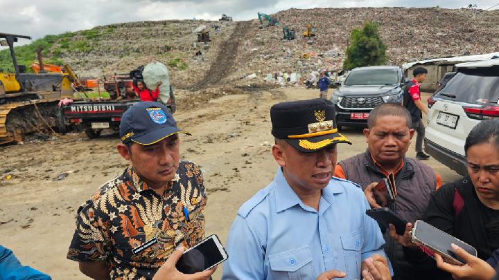 Wali Kota Depok Supian Suri didampingi Wakil Wali Kota Depok Chandra Rahmansyah