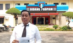 Robert usai di periksa Propam Polda Sumut.(Istimewa)