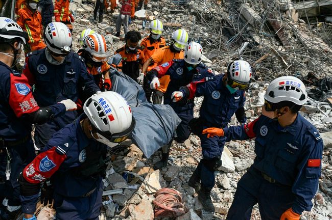 Min Aung Hlaing Kunjungi Bangkok di Tengah Krisis Gempa Myanmar, Kemanusiaan Butuh Bantuan Mendesak