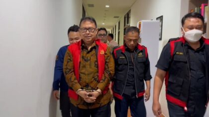 Eks Sekda Kota Bandung Jadi Tersangka dan Ditahan Atas Kasus Dugaan Korupsi Kebun Binatang (Lambeturah.co.id)